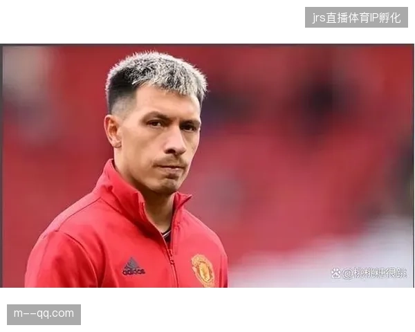 斯卡洛尼或在关键战中启用三中卫,最大化发挥利桑德罗的上抢与拦截优势 斯卡洛尼或在关键战中启用三中卫,最大化发挥利桑德罗的上抢与拦截优势